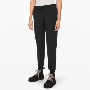 Lululemon On The Fly Black Jogger Pants